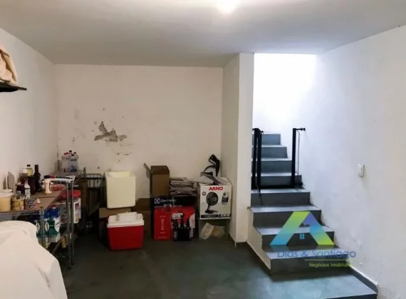 Imagem Linda casa a 10 minutos da estação do metro Conceição com 3 dormitórios,2 vagas área gourmet, localização privilegiada excelente valor!