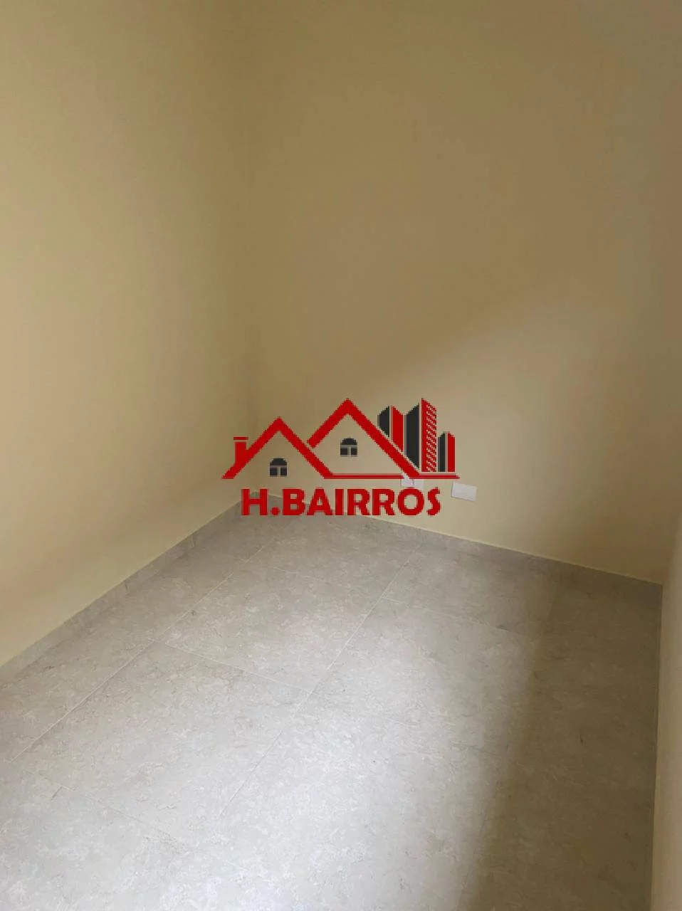 Imagem Casa com 03 Dormitórios à Venda no Jardim das Indústrias - SJCampos