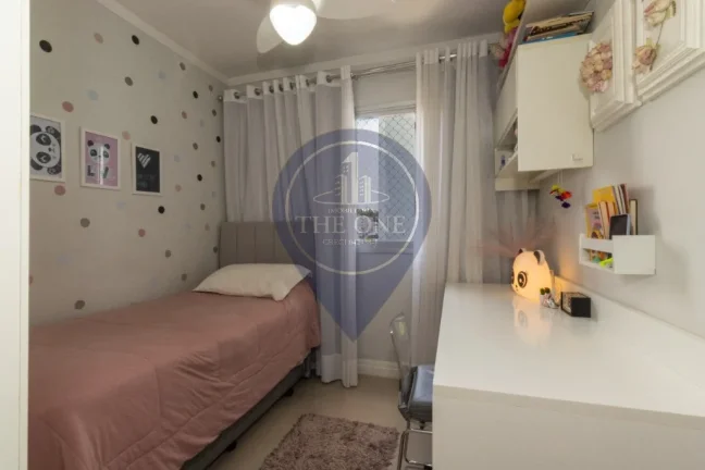 Imagem Imperdível apartamento à venda na Aclimação, São Paulo-SP! 3 quartos, 1 suíte, 2 salas, 2 banheiros, 1 vaga, 65m².