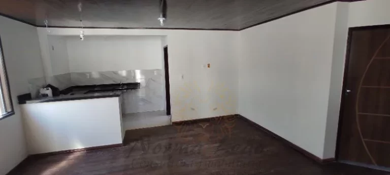 Imagem Casa Duplex em via Pública à venda na Coroa do Meio, próximo à Orla em Aracaju, Sergipe/SE.