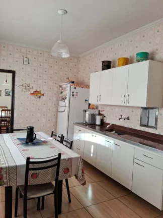 Imagem VENDE-SE ÓTIMA CASA 03 DORMITORIOS SENDO UM SUITE ARAÇATUBA SP