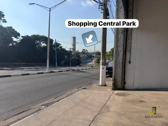 Imagem Galpão Comercial de Alto Padrão em Cotia-SP 2 Salas, 4 Banheiros, 527m² Venda ou Locação no Jardim Santa Paula
