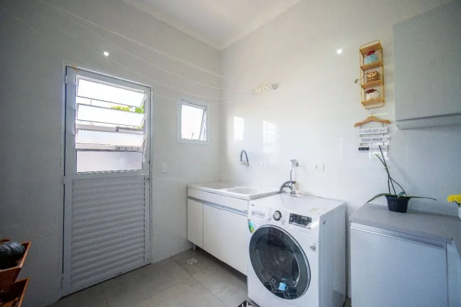 Imagem Casa com 3 dormitórios à venda, 250 m² por R$ 1.300.000,00 - Santa Adélia - Vargem Grande Paulista/SP