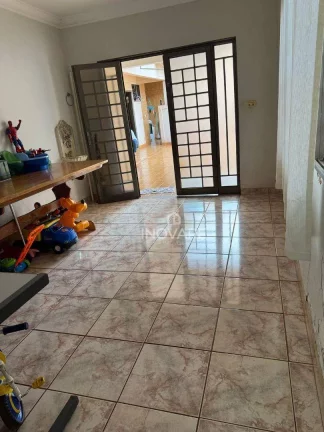 Imagem Casa com 3 dormitórios à venda, 178 m² por R$ 530.000,00 - Alto da Boa Vista - Itumbiara/GO