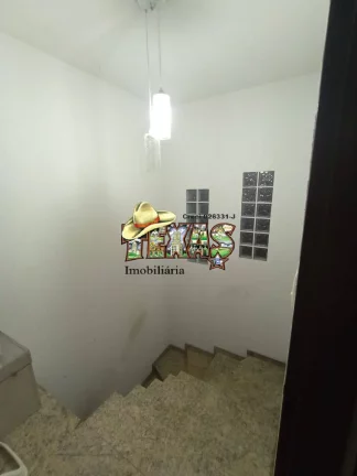 Imagem VENDE-SE SOBRADO NA REGIÃO DO PARQUE DAS PAINEIRAS