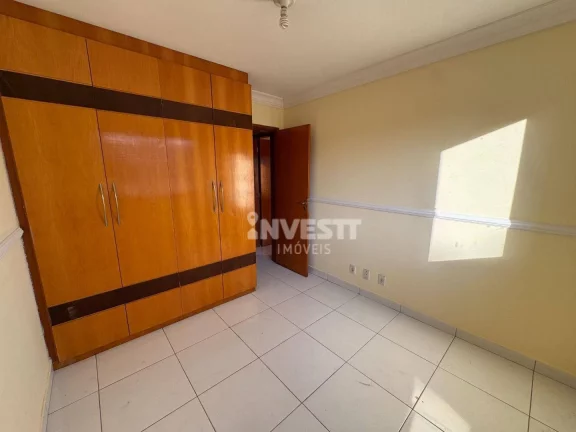 Imagem Sobrado com 3 dormitórios para alugar - Jardim Planalto - Goiânia/GO