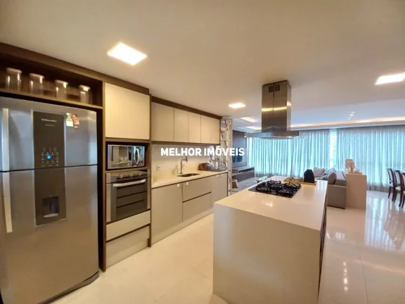 Imagem Apartamento mobiliado á venda com 3 Suítes, 2 vagas de garagem localizado em Balneário Camboriú