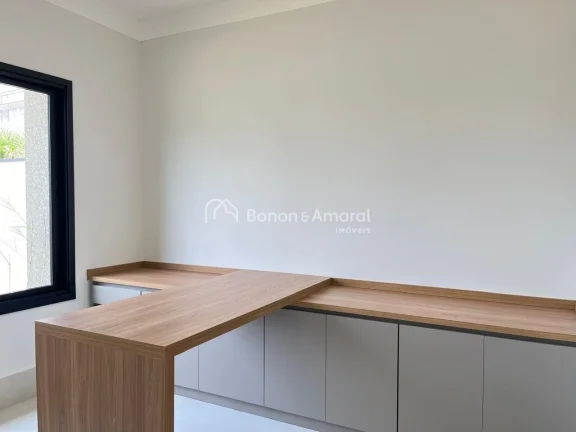 Imagem Foco na Qualidade de Vida e nos Detalhes
Viva em grande estilo no Condomínio Tabapuã!

Esta casa t...