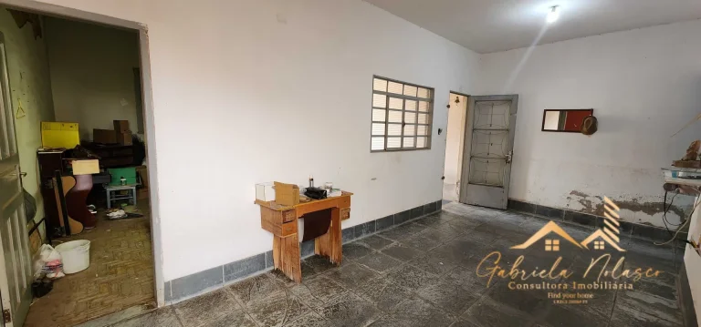 Imagem Casa Padrão no centro de Mogi Mirim