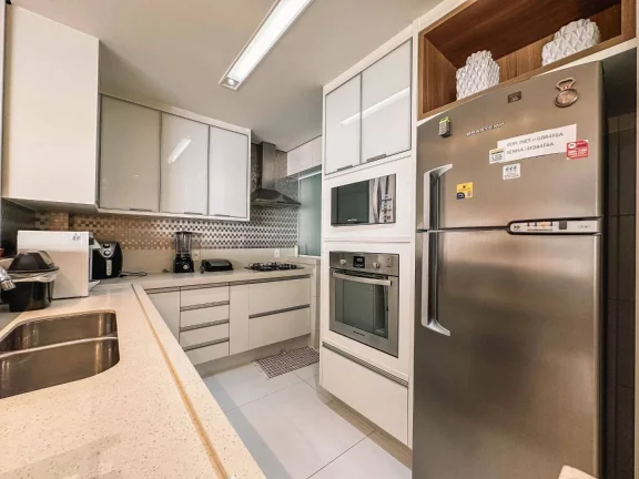 Imagem Apartamento com 4 dormitórios à venda, 132 m por R$ 4.800.000,00 - Riviera