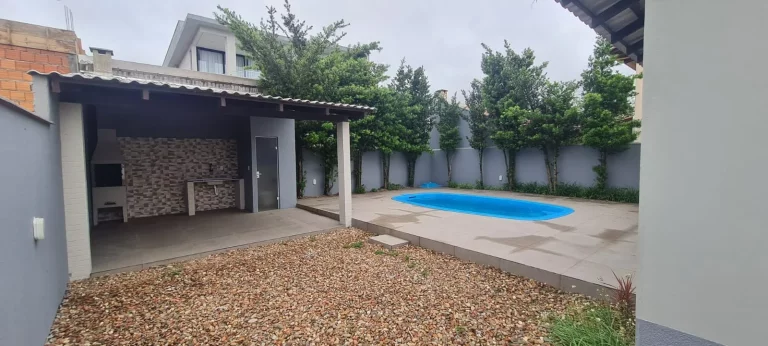 Imagem CASA RESIDENCIAL em BARRA VELHA - SC, Icaraí