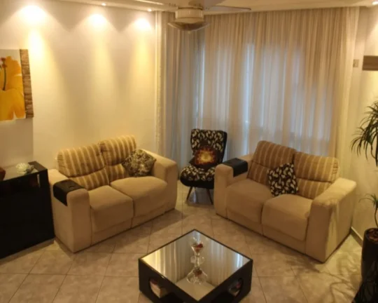 Imagem Imperdível oportunidade de investimento em Guarujá-SP: Apartamento de 3 quartos, 1 suíte, 2 salas, 3 banheiros, 2 vagas de garagem, 111,00 m² na Pitangueiras.