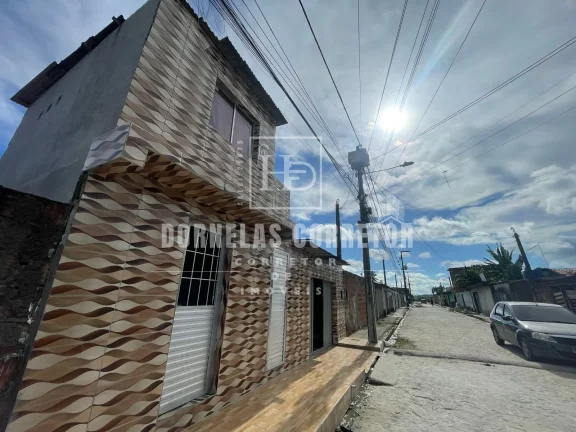 Imagem Casa + 2 quitinetes, piscina, terraço, vg, 5qts, 3wcs, quintal e área de serviço