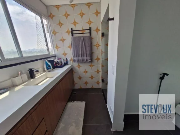 Imagem Apartamento reformado em Moema Pássaros com 2 dormitórios sendo 1 suite