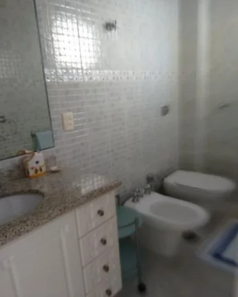 Imagem Cobertura com piscina privativa e vista para o mar à venda, Praia das Pitangueiras, Guarujá.
