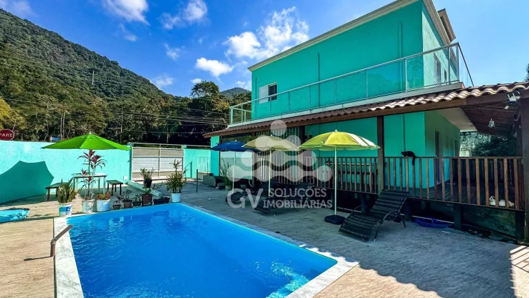 Imagem Casa com 4 dormitórios à venda, 205 m² por R$ 890.000,00 - Lagoinha - Ubatuba/SP