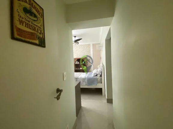 Imagem Sobrado à venda - 3 dormitórios, próximo da praia - Embaré-Santos
