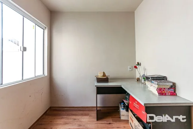 Imagem Residência térrea - Estilo Clássico - (400m2 de construção aproximadamente) - com piscina - 750m2 de terreno - Bairro Bom Jesus