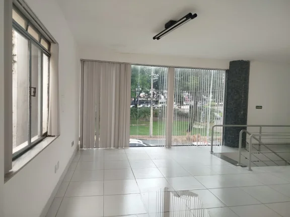 Imagem Salão Comercial 123m² na Avenida Barão de Tatui- Sorocaba/SP