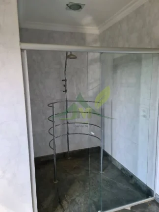 Imagem Linda Casa à Venda em Condomínio Beira Represa Piracaia