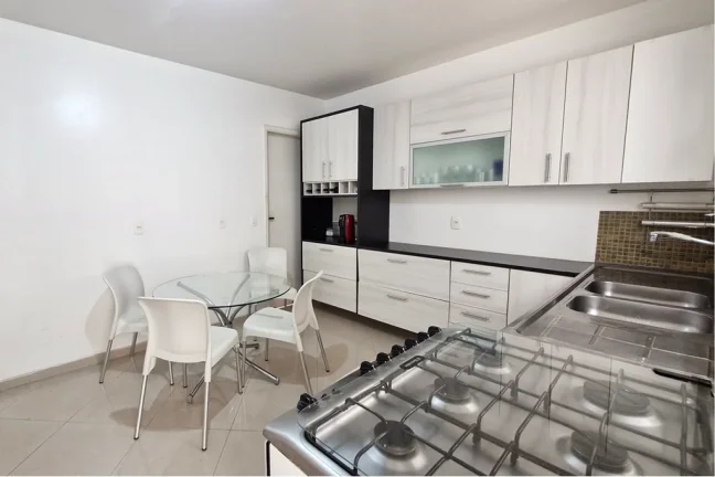 Imagem CASA RESIDENCIAL em São Paulo - SP, Jardim das Acácias