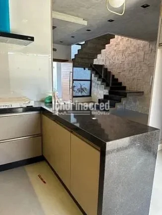 Imagem Casa à venda 3 Quartos, 2 Suites, 2 Vagas, 250M², Jardim Santa Alice, Arapongas - PR