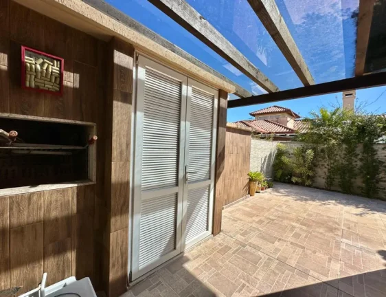 Imagem Casa em Condominio 3 Dormitórios - Bairro xangri-la