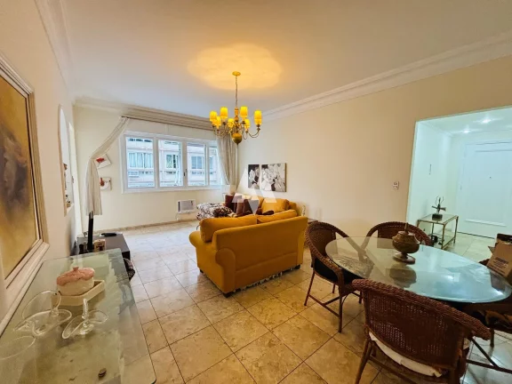 Imagem Apartamento para locação quadra da praia em Santos