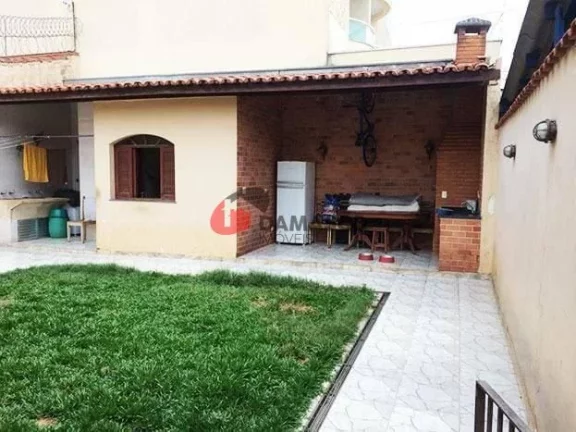 Imagem Casa à venda 3 Quartos, 2 Suites, 4 Vagas, 224M², Campestre, Santo André - SP