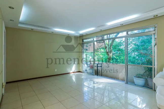 Imagem Apartamento no Jardim Paulista com 175m², 3 quartos (1 suíte) e 1 vaga.