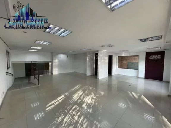 Imagem Loja muito ampla, com 3 pavimentos e vários cômodos e acessos independentes!
Com 320,00 m², andar...