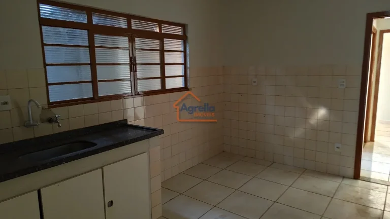 Imagem Casa à venda no bairro Vila Bianchi - Mogi Mirim/SP