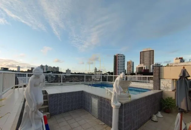 Imagem Cobertura de Luxo à Venda em Salvador-BA: 4 Quartos, 2 Suítes, 2 Salas, 6 Banheiros, 2 Vagas de Garagem, 240m² - Itaigara