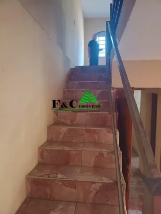 Imagem Casa / Sobrado para Venda em Limeira, Parque Hippolyto, 3 dormitórios, 2 banheiros, 3 vagas