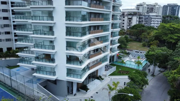 Imagem Apartamento de 4 Quartos para Venda na Barra da Tijuca com 147 m²