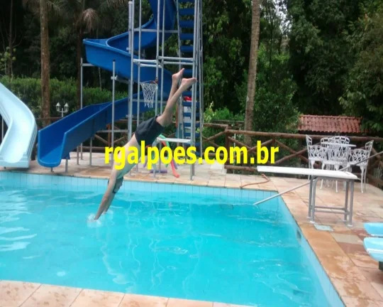 Imagem Terreno Comercial para Venda em GUAPIMIRIM, SANTO ÂNTONIO, 4 dormitórios, 2 suítes, 4 banheiros, 4 vagas