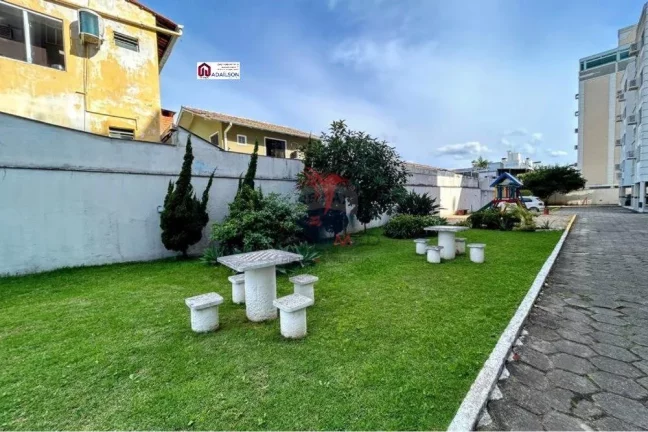Imagem APARTAMENTO 2 dormitórios - Bairro Abraão em Florianópolis -SC BRASIL