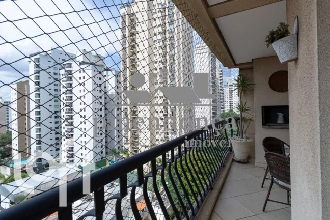 Imagem Apartamento em Perdizes andar alto com 4 quartos ( 3 sui­tes ) e 3 vagas, 158m²