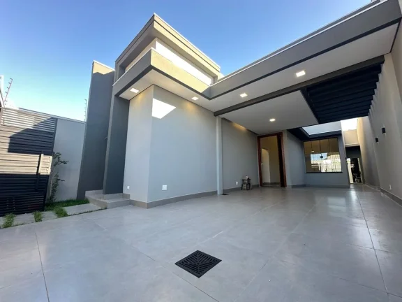 Imagem Casa de Alto Padrão com Piscina à Venda no Rita Vieira