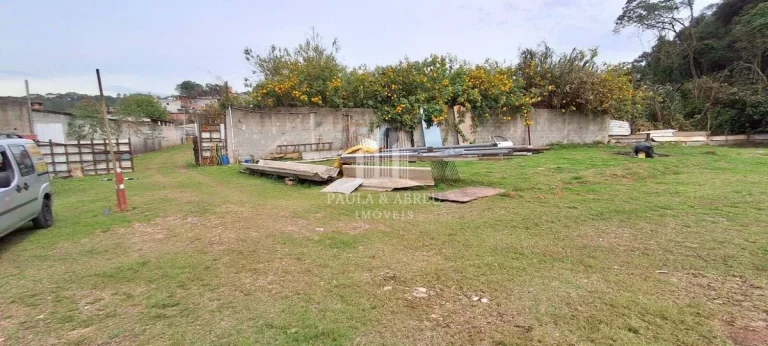 Imagem Terreno de 3.323m², Plano, Galpão pequeno, Saída para esgoto no Sampaio Vidal, Mauá-SP