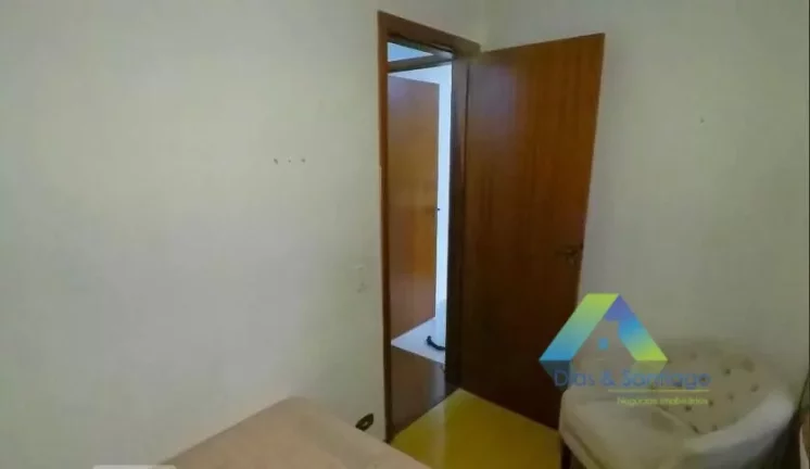 Imagem Vila Nair Casa 250 M², 4 dormitórios, 1 suíte, designer moderno, 4 vagas com ótima localização e valor !!!