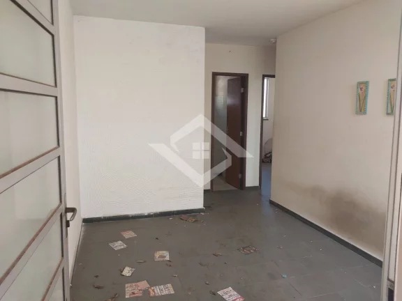 Imagem Alugo apartamento no Condomínio Toulon