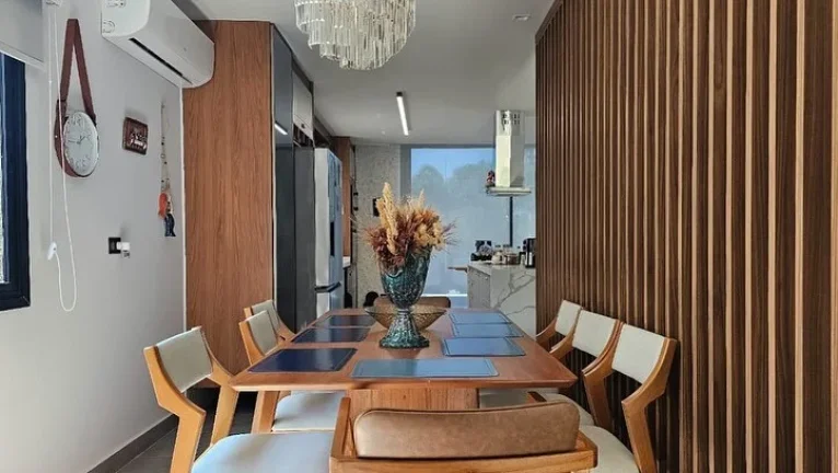 Imagem Casa 4 suites à Venda no Condomínio em Atibaia
