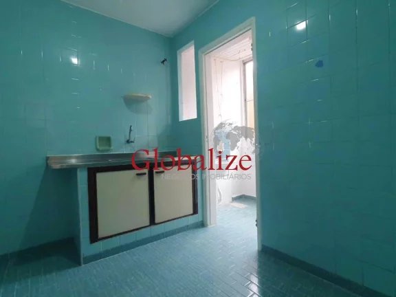 Imagem Apartamento à venda com 2 dormitórios no Embaré em Santos por R$ 410 mil