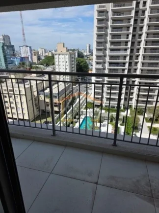 Imagem A planta bem distribuída conta com 3 suítes, 2 salas e uma cozinha integrada, proporcionando ampla...