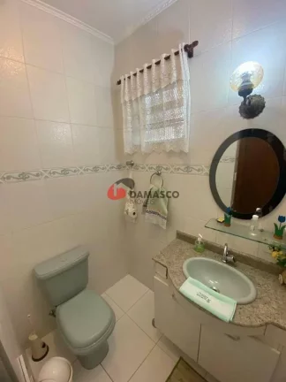 Imagem Casa à venda 2 Quartos, 3 Vagas, 258M², Campestre, Santo André - SP