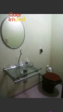 Imagem Imperdível oportunidade de compra: Casa à venda em Ribeirão Preto-SP, Jardim Irajá! 3 quartos, 1 suíte, 2 salas, 5 banheiros, 4 vagas de garagem, 151,59 m². Comercial ou residencial. Quer Imóvel Negócios Imobiliários.