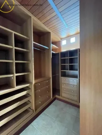 Imagem Casa à Venda no Condomínio Flamboyant  Atibaia/SP
