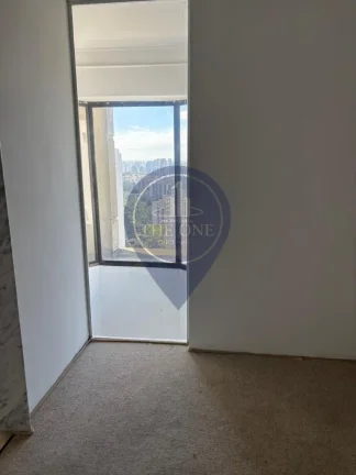 Imagem Apartamento à venda na Vila Andrade, São Paulo-SP: 3 quartos, 1 suíte, 2 salas, 3 banheiros, 4 vagas - 130m².