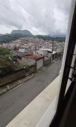 Imagem Casa para Venda em Nova Friburgo, Cordoeira, 2 dormitórios, 1 banheiro, 1 vaga